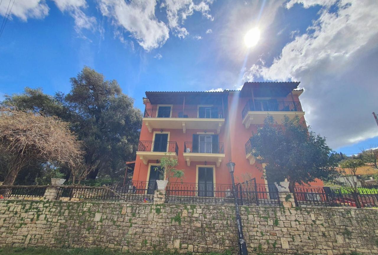 Bella De Lux Residence Kato Korakiana Luaran gambar